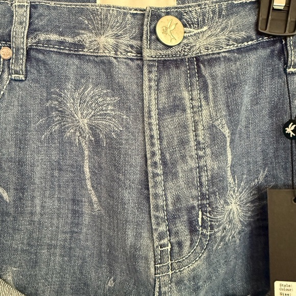 NWT One Teaspoon Blue Jean Shorts Size 32 - Picture 8 of 11